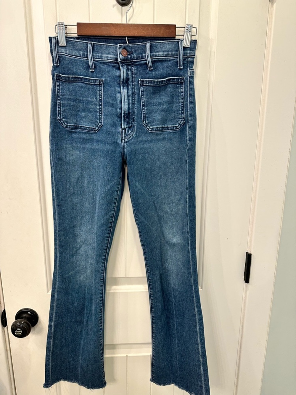 MOTHER The Hustler Patch Pocket Ankle Fray Out For The Evening Jeans 26